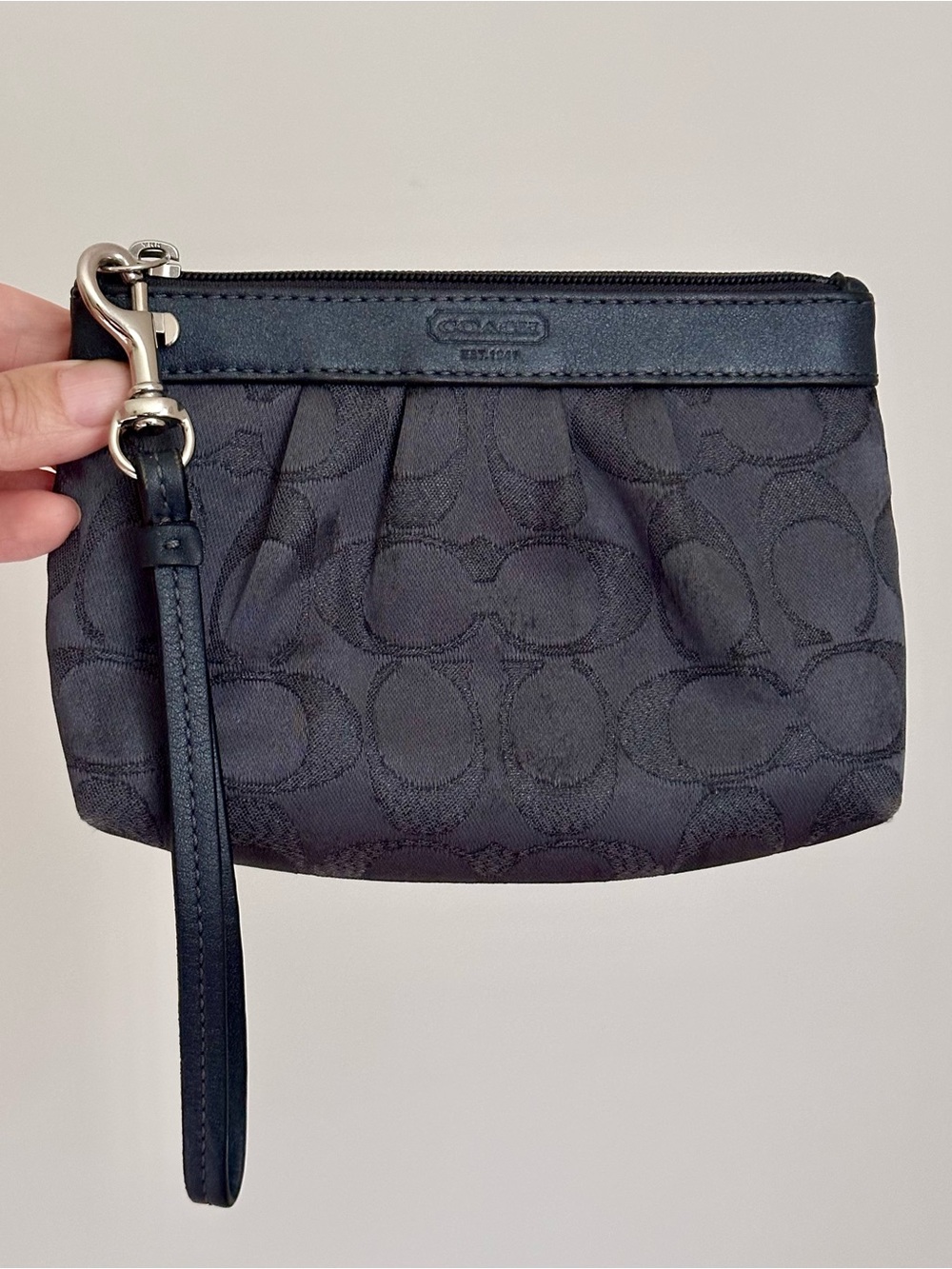 Coach Grey Signature CC Logo Wristlet Sparkle Y2K Pouch